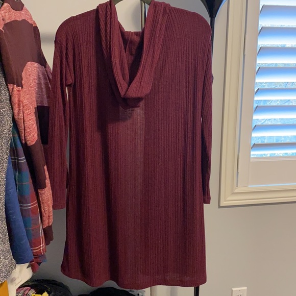 Long Cardigan - Picture 2 of 2